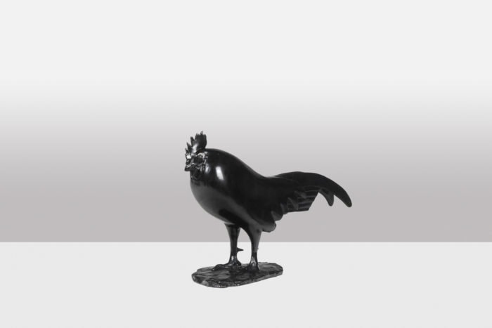 Le Coq Dormant, Bronze à patine brune à la cire perdue d'après François Pompon édité par l'atelier Valsuani, Reproduction 2006, Exemplaire 9:25 3:4 en gris