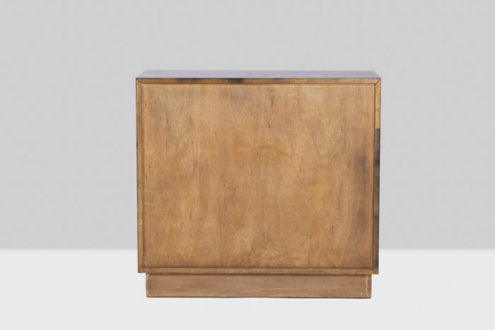 Pair of chests of drawers in lacquered beech and gilded brass. Contemporary work - back