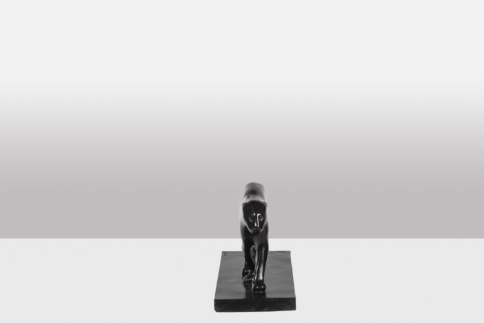 Panthère noire, bronze à patine brune à la cire perdue d'après François Pompon édité par l'atelier Valsuani, Reproduction 2006, Exemplaire 9:25 - dos