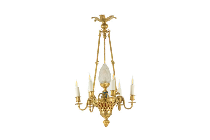 Louis XVI style chandelier in gilded bronze. Circa 1900.