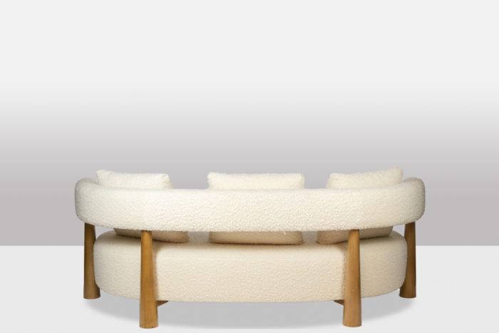 3-seater “bean” shaped sofa. Contemporary work. - back