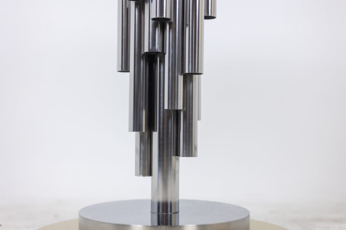 “Organ” pedestal table in chromed metal. 1970s. - focus