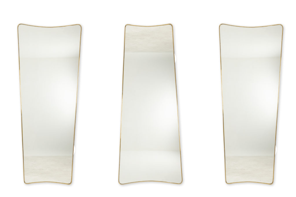 Série de 3 miroirs asymétriques. Style années 1950.