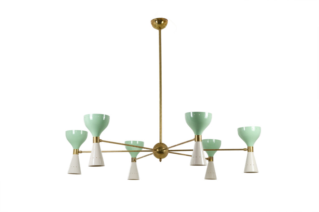 Radiant diabolo-shaped chandelier with 12 lights. Contemporary.