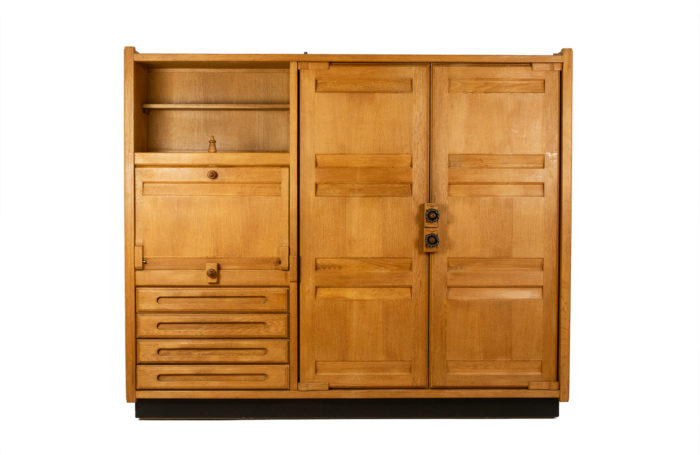 Guillerme et Chambron armoire chêne avec secrétaire