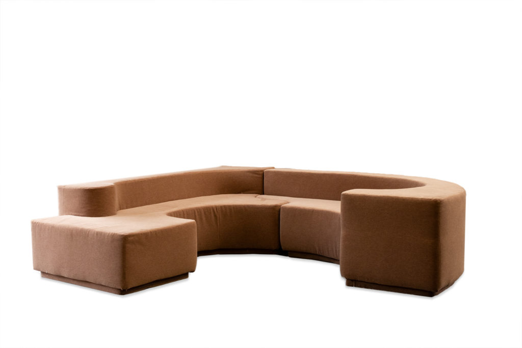 Roberto Pamio. Canapé modulaire en tissu, modèle Lara. Vers 1980-90.