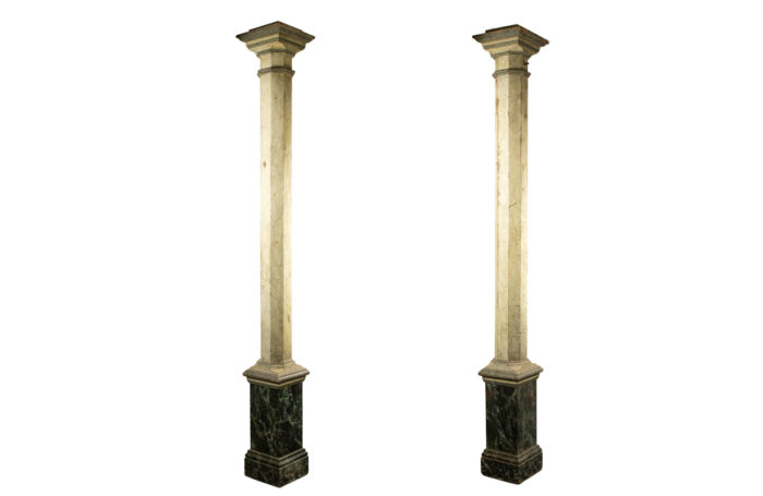paire-colonnes-bois-peint-imitation-marbre