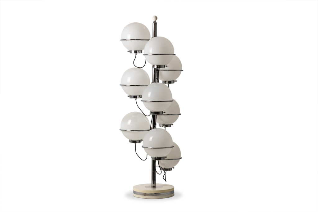 Gino Sarfatti pour Arteluce. Lampadaire à 9 lumières. Années 1960.